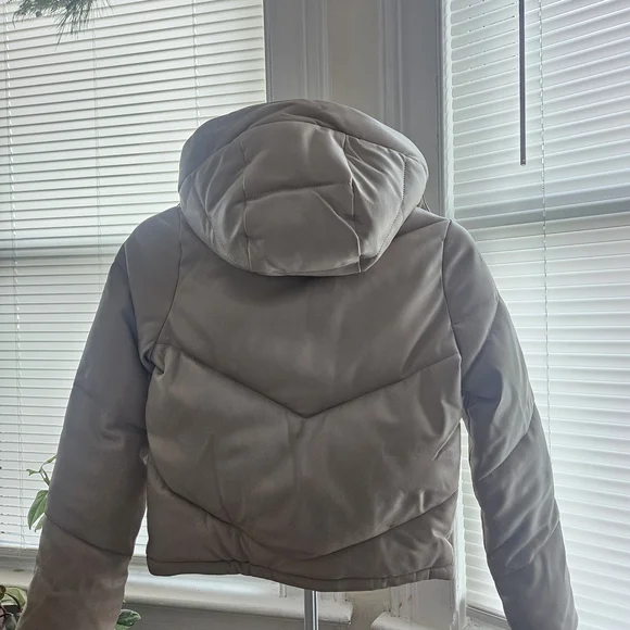 Abercrombie & Fitch Puffer Jacket - Picture 2 of 4